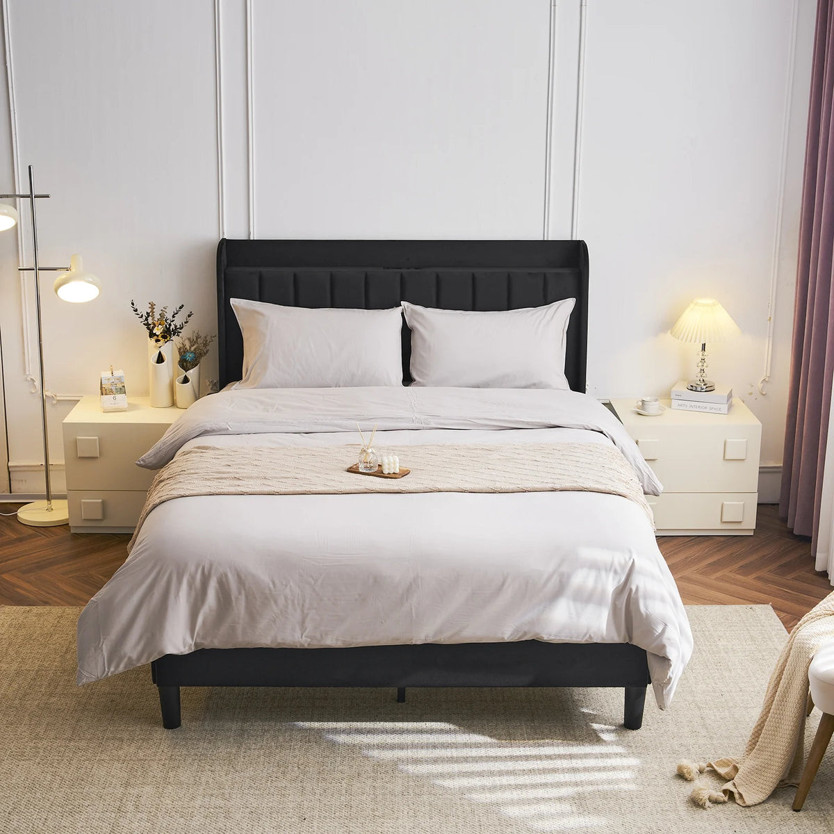 Queen Bed Frame with Charging Station and Upholstered Headboard Q326