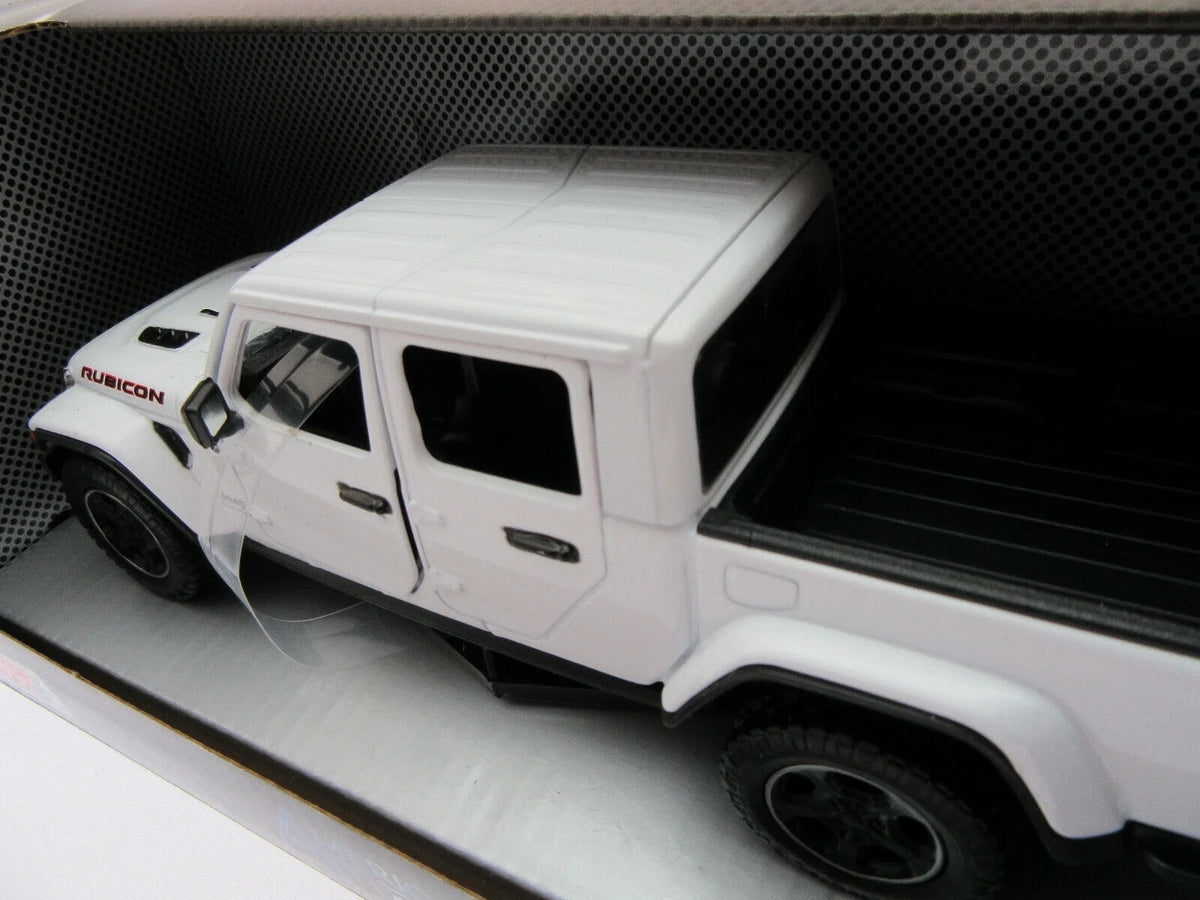 Black 1/24 Diecast Model Car Y180