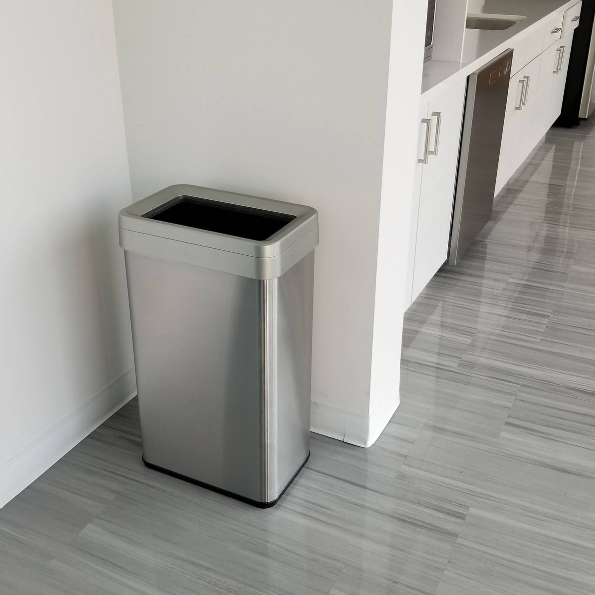 18 Gallon Stainless Steel Open Top Rectangular Trash Can J829