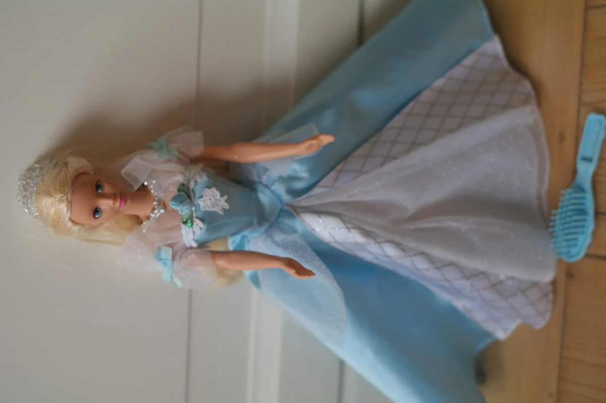 Barbie Doll 1998 NRFB Y19174