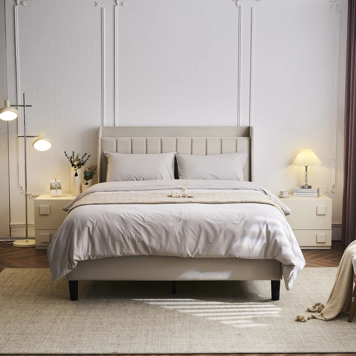 Queen Bed Frame with Charging Station and Upholstered Headboard Q326