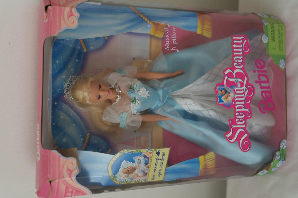Barbie Doll 1998 NRFB Y19174